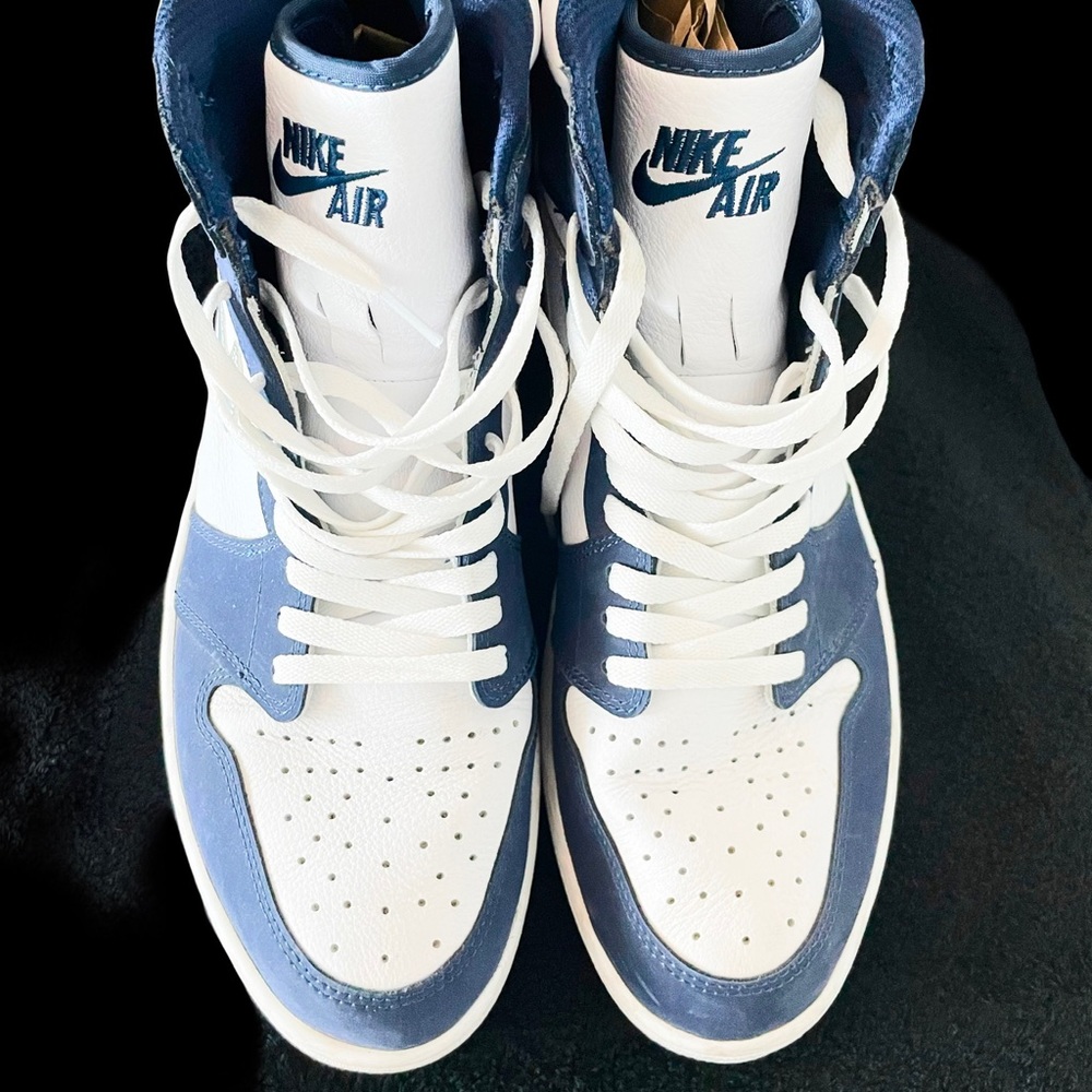 JORDAN 1 retro High White / Navy